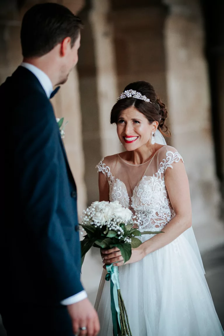 Braut emotionaler Moment Hochzeit authentisch